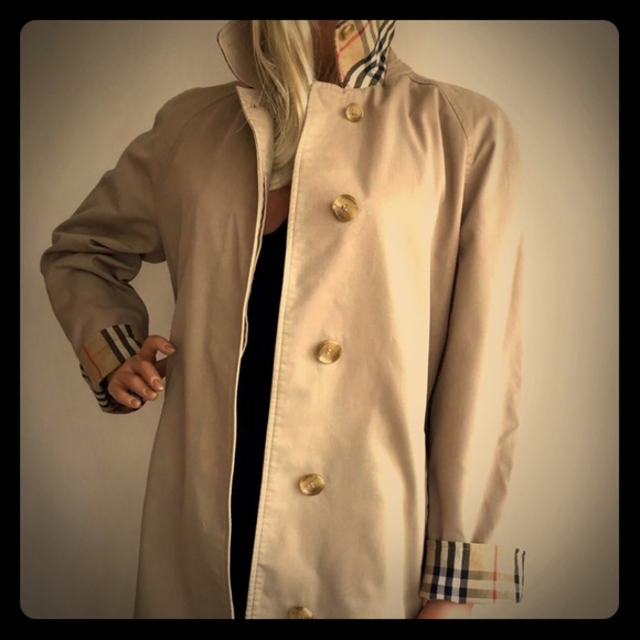 Burberry Jackets & Blazers - Burberry loose coat